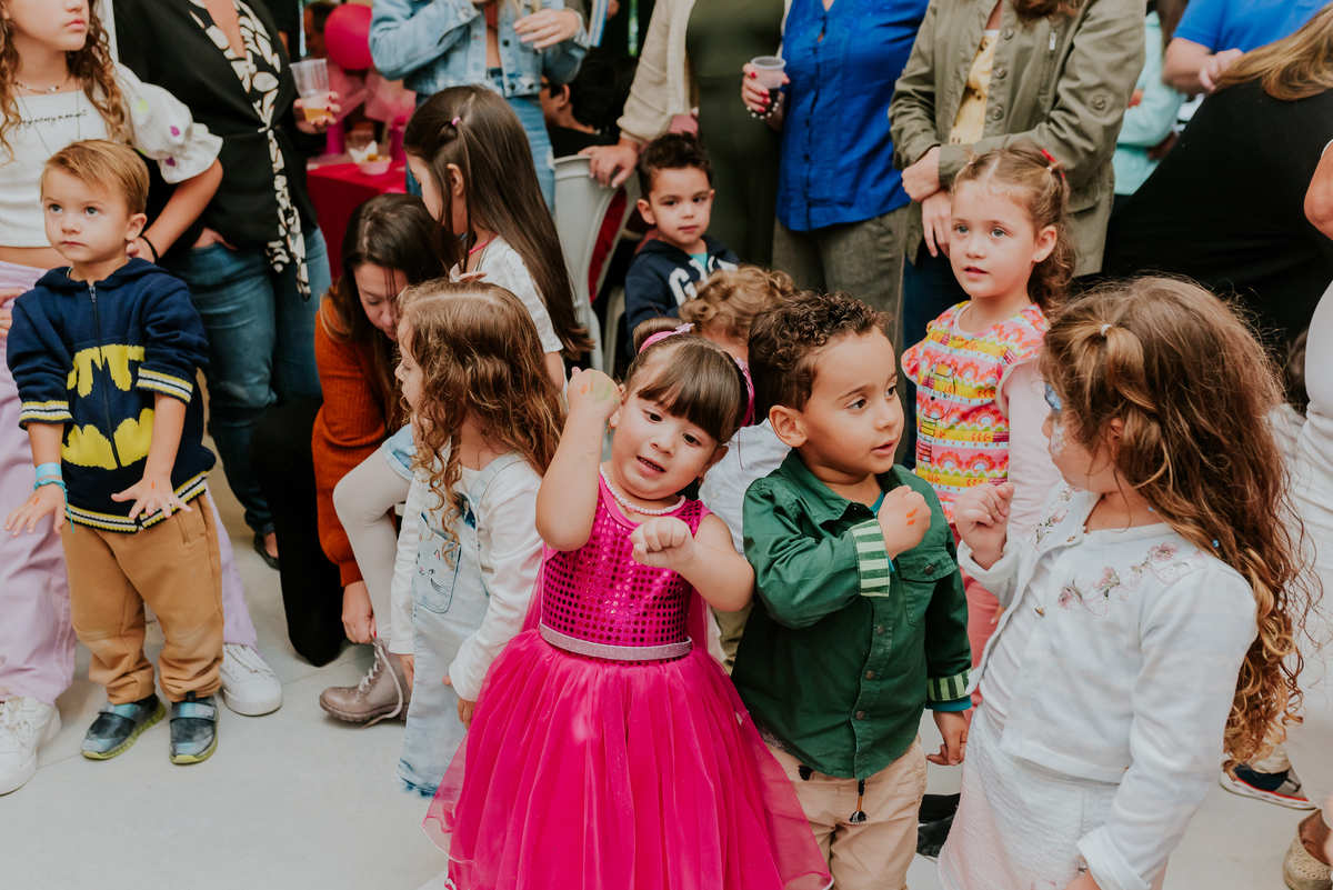fotografia familia fotografa festa infantil 3 anos Lara super heroína tema rio de janeiro ilha do governador