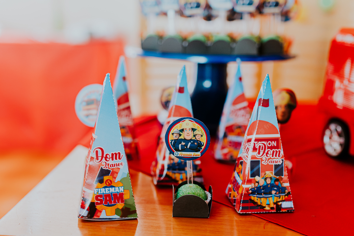 fotografia festa infantil freguesia Rio de Janeiro ilha do governador 2 anos dom tema bombeiro fotografa familia