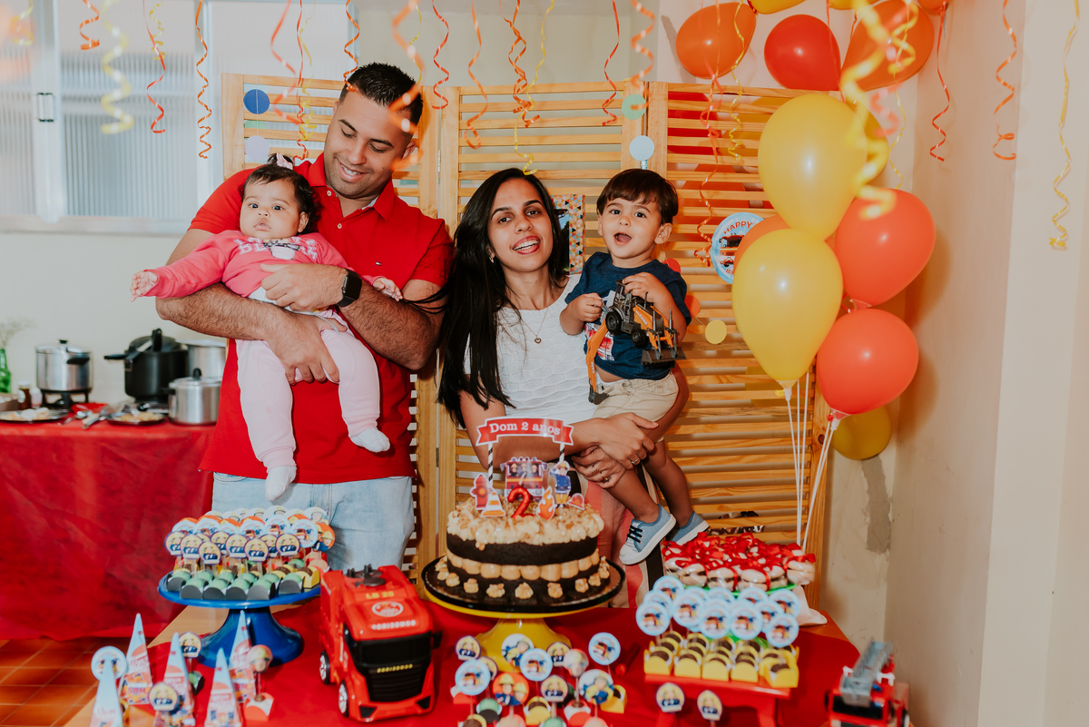 fotografia festa infantil freguesia Rio de Janeiro ilha do governador 2 anos dom tema bombeiro fotografa familia