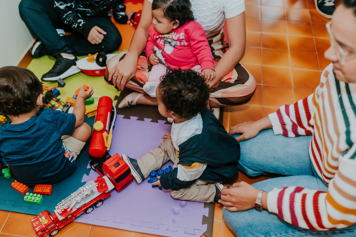 fotografia festa infantil freguesia Rio de Janeiro ilha do governador 2 anos dom tema bombeiro fotografa familia