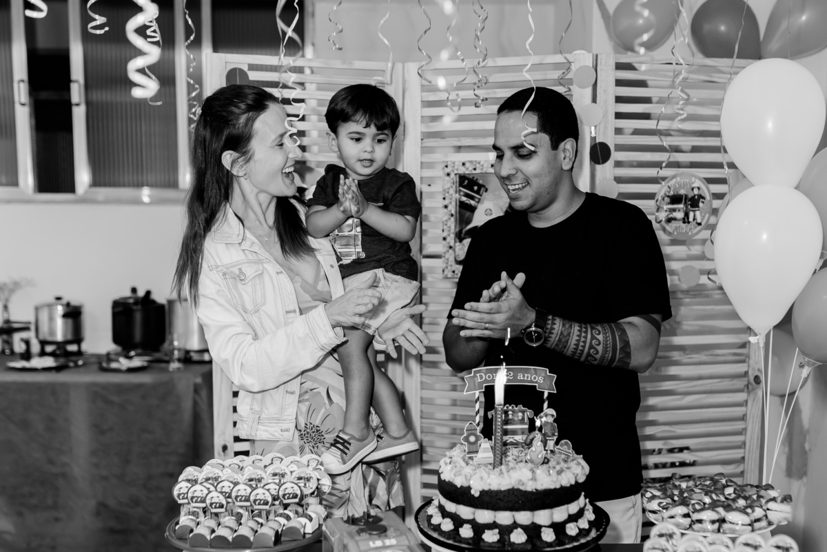 fotografia festa infantil freguesia Rio de Janeiro ilha do governador 2 anos dom tema bombeiro fotografa familia