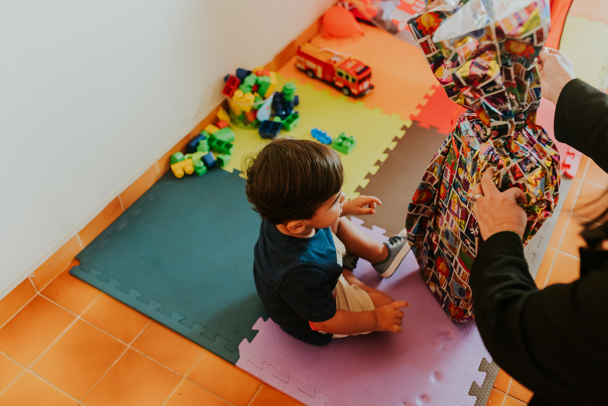 fotografia festa infantil freguesia Rio de Janeiro ilha do governador 2 anos dom tema bombeiro fotografa familia