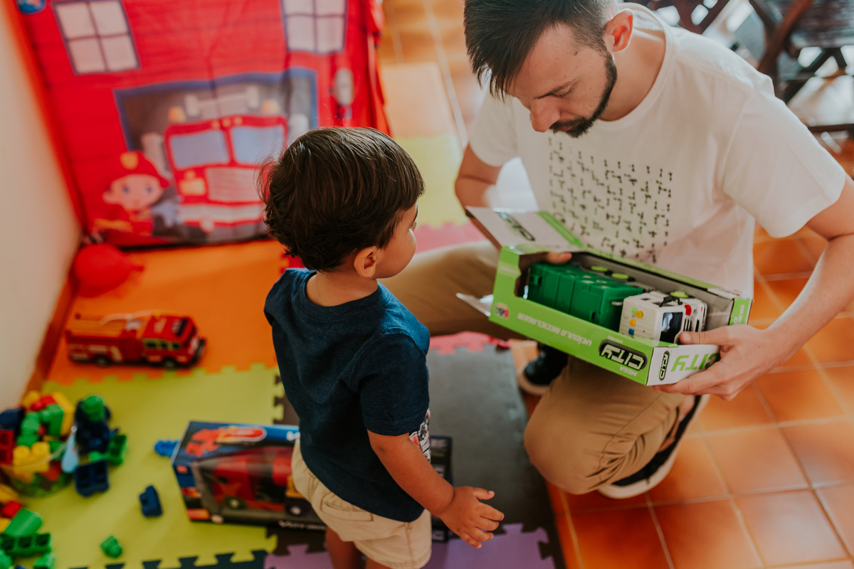 fotografia festa infantil freguesia Rio de Janeiro ilha do governador 2 anos dom tema bombeiro fotografa familia