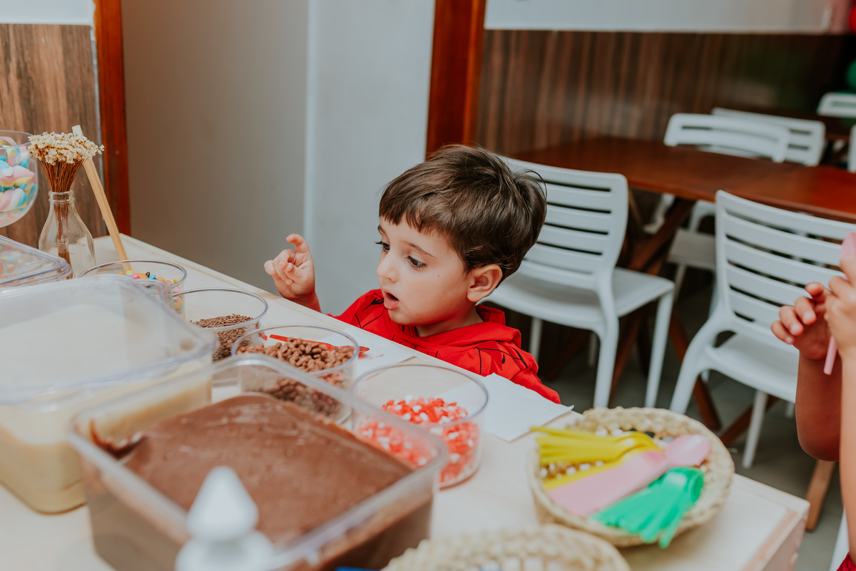 fotografia festa infantil Copacabana Rio de Janeiro 3 anos David 5 anos leticia super herois encanto fotografa familia