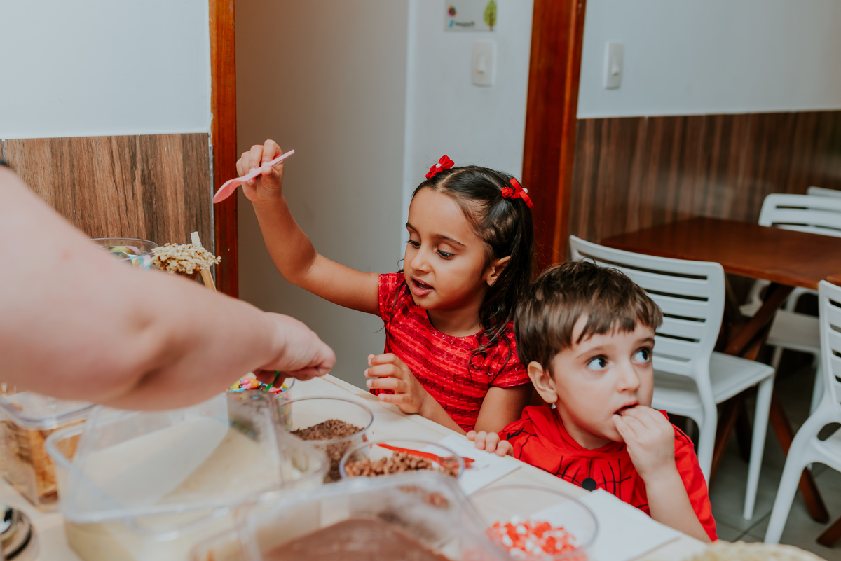 fotografia festa infantil Copacabana Rio de Janeiro 3 anos David 5 anos leticia super herois encanto fotografa familia