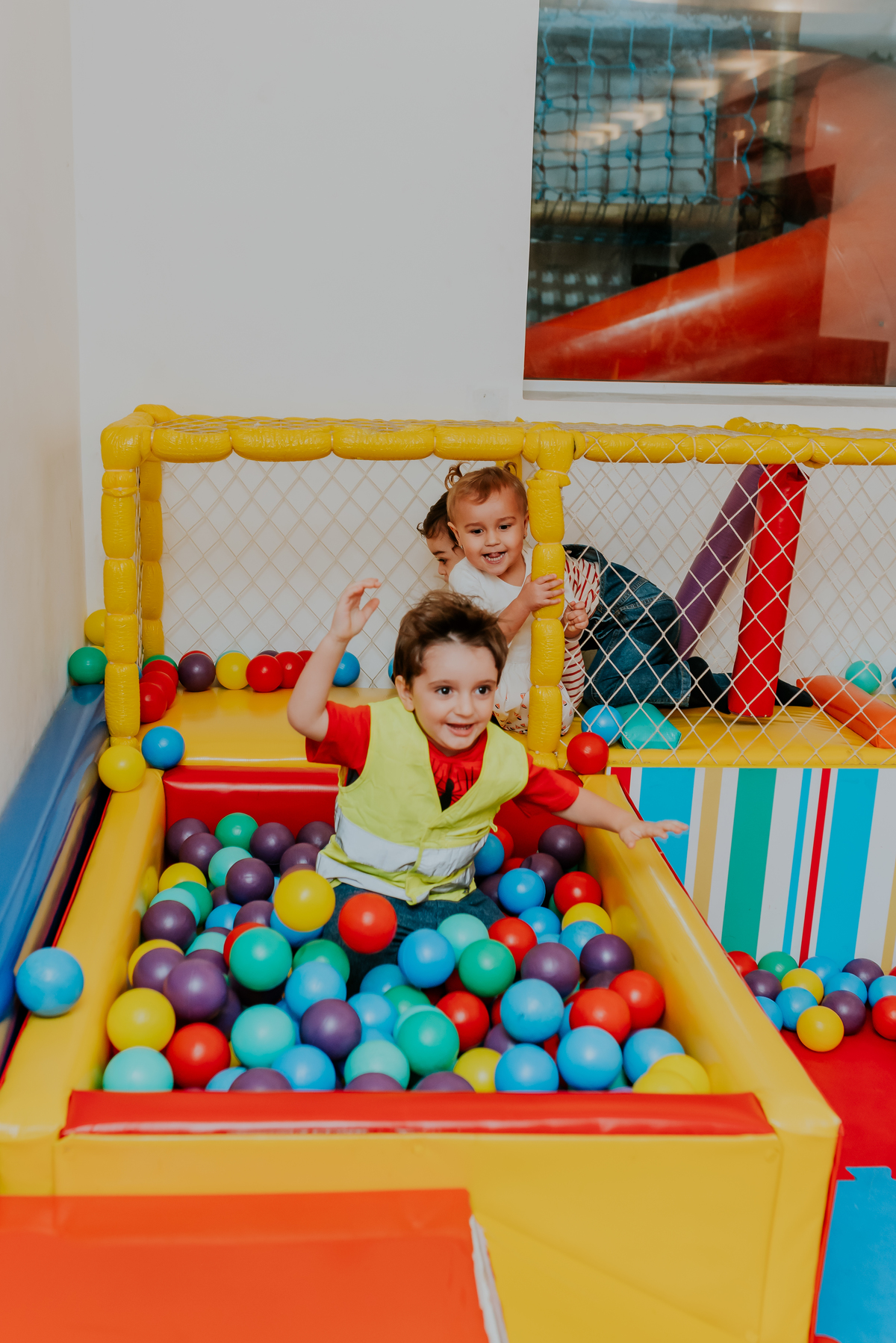 fotografia festa infantil Copacabana Rio de Janeiro 3 anos David 5 anos leticia super herois encanto fotografa familia