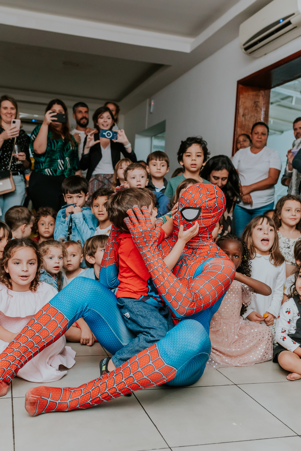 fotografia festa infantil Copacabana Rio de Janeiro 3 anos David 5 anos leticia super herois encanto fotografa familia