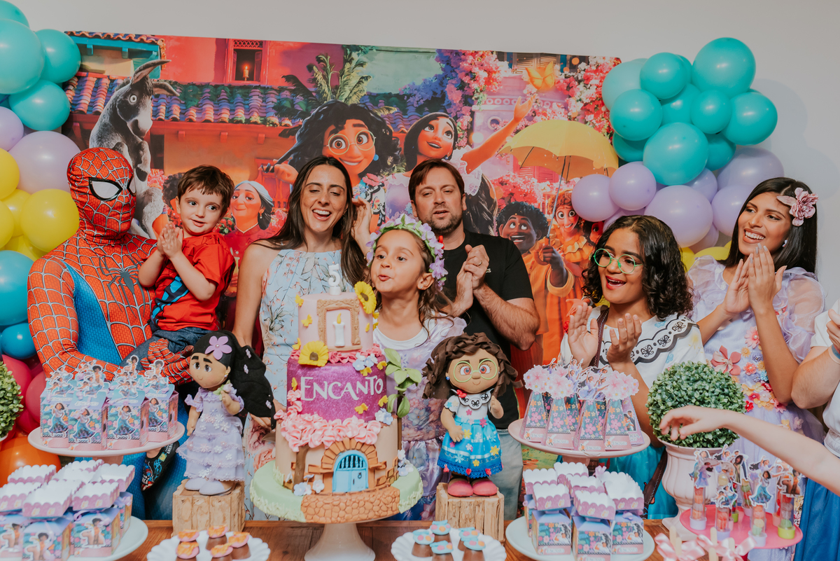 fotografia festa infantil Copacabana Rio de Janeiro 3 anos David 5 anos leticia super herois encanto fotografa familia