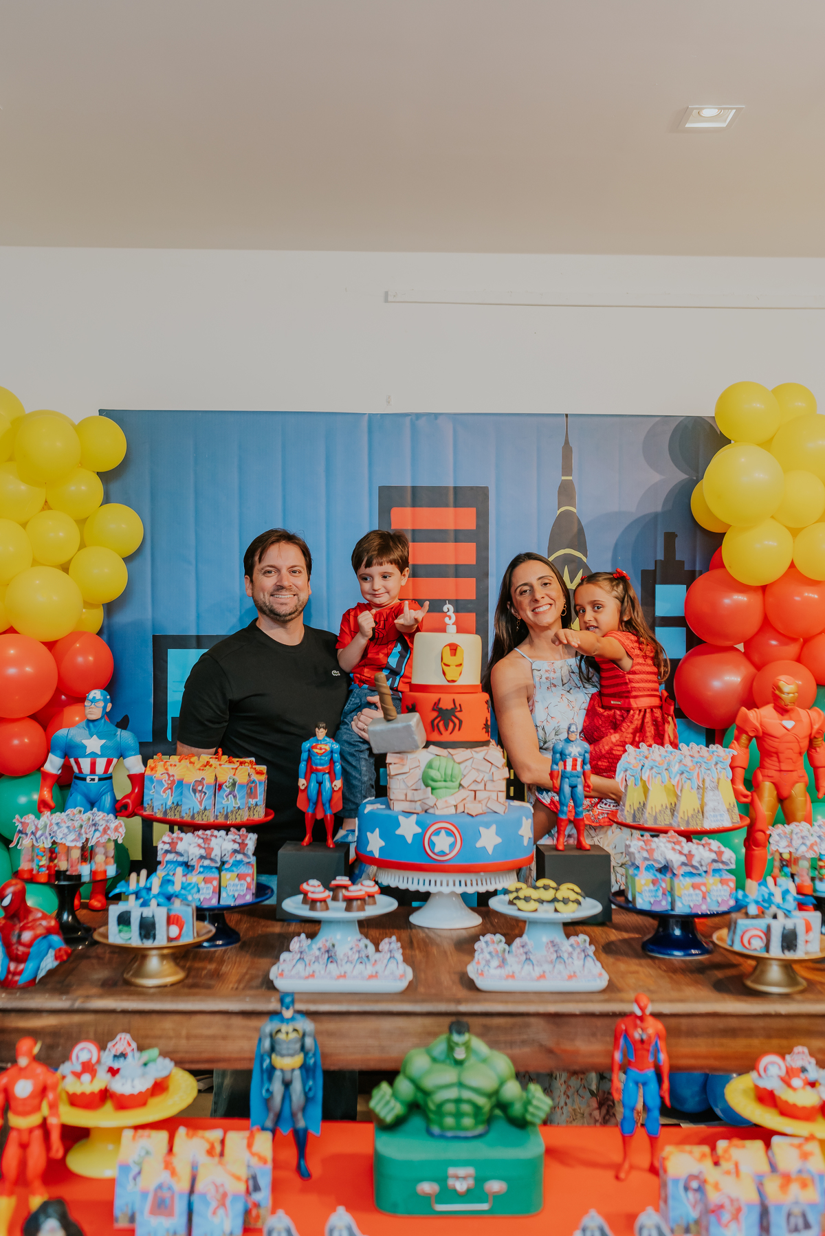 fotografia festa infantil Copacabana Rio de Janeiro 3 anos David 5 anos leticia super herois encanto fotografa familia