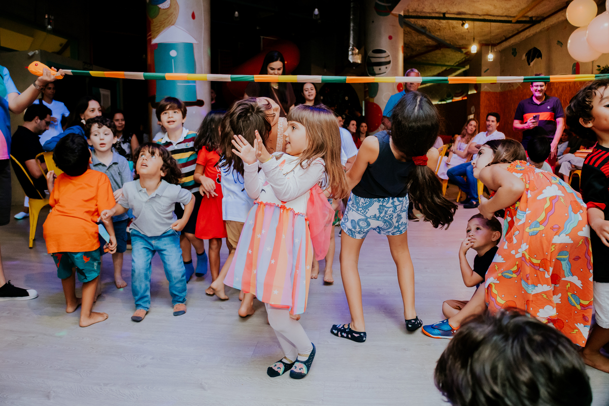 fotografia festa infantil 5 anos cristina animassom Leblon rio de janeiro fotografa familia rj 