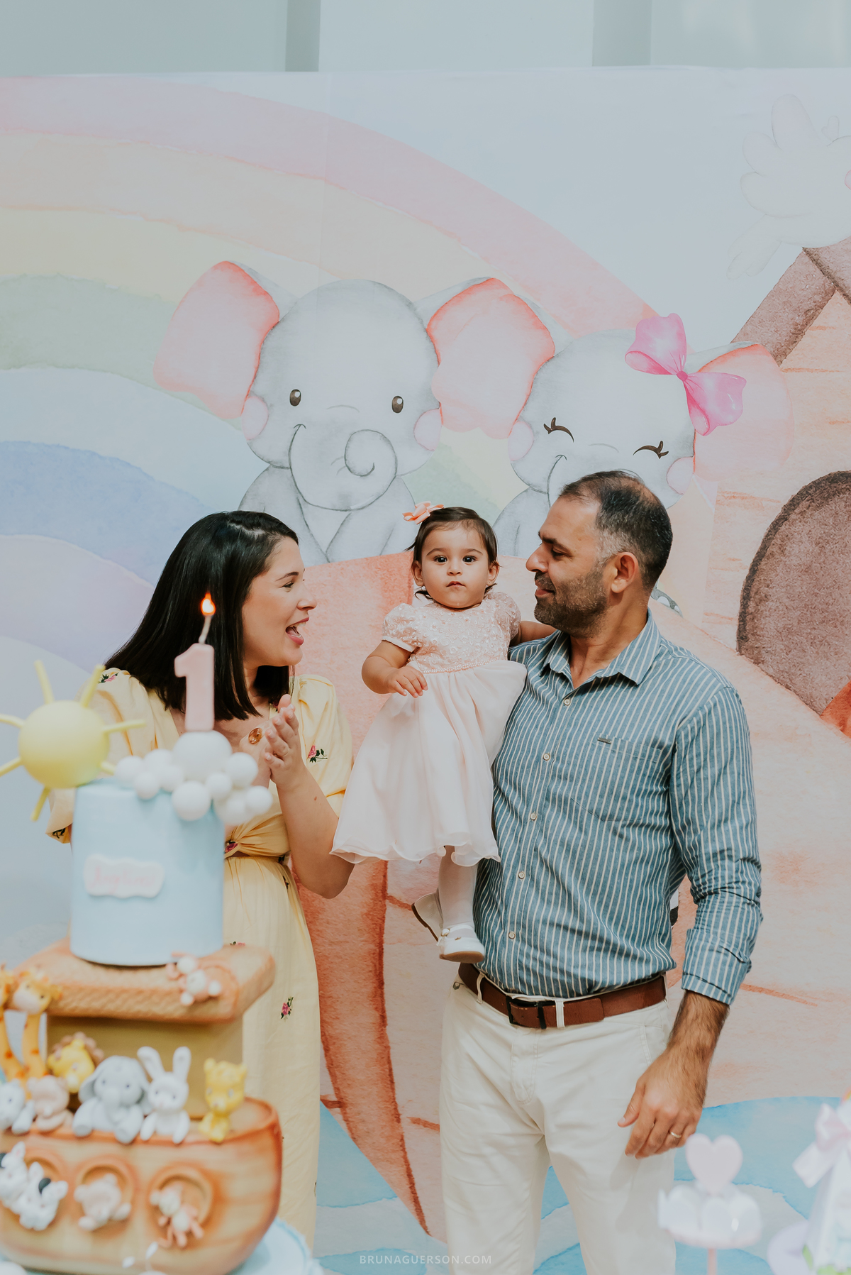 fotografia festa infantil Rio de Janeiro jardim Guanabara espaço diversão casa de festas fotografa de familia 1 ano Angelina ilha do governador 
