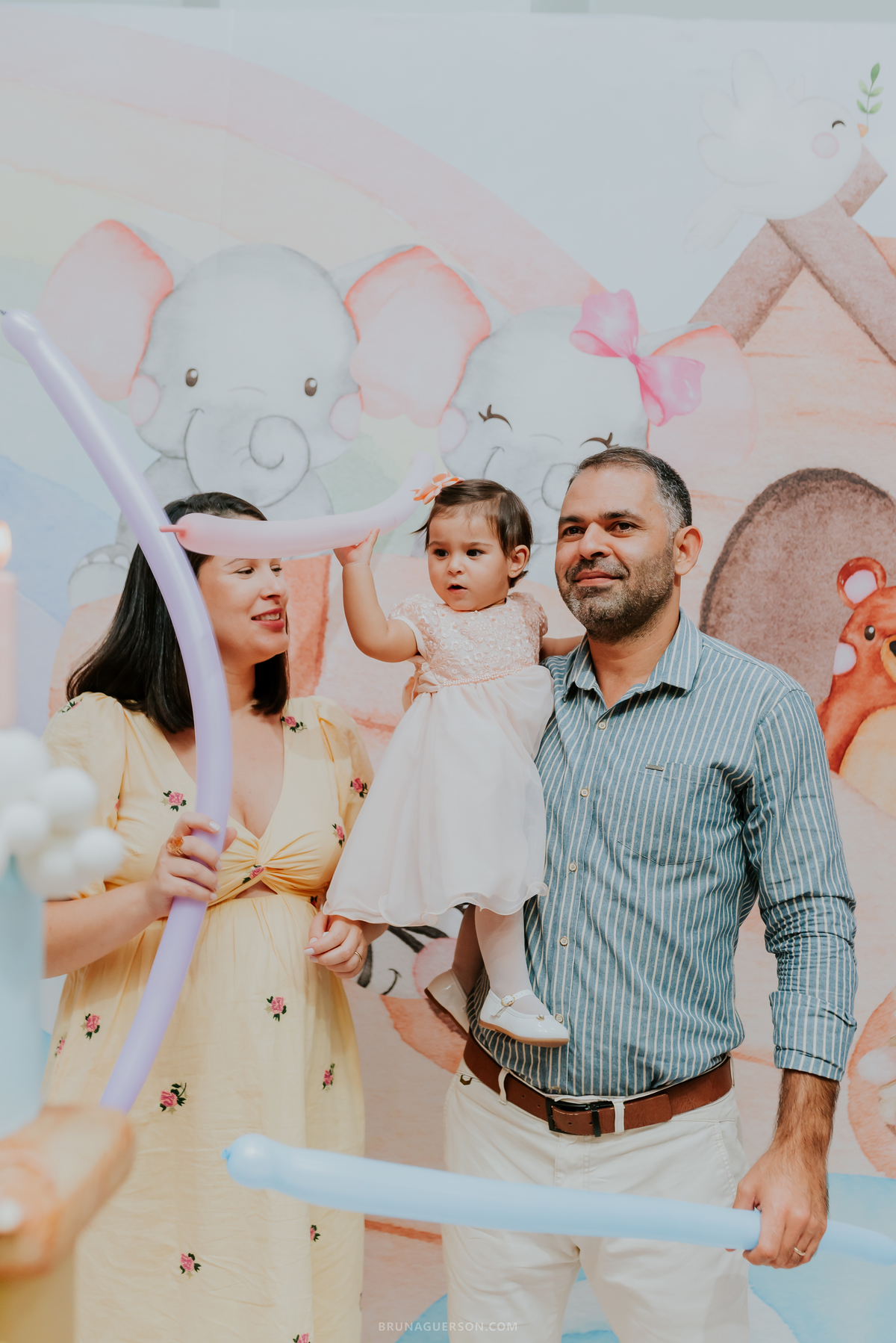 fotografia festa infantil Rio de Janeiro jardim Guanabara espaço diversão casa de festas fotografa de familia 1 ano Angelina ilha do governador 