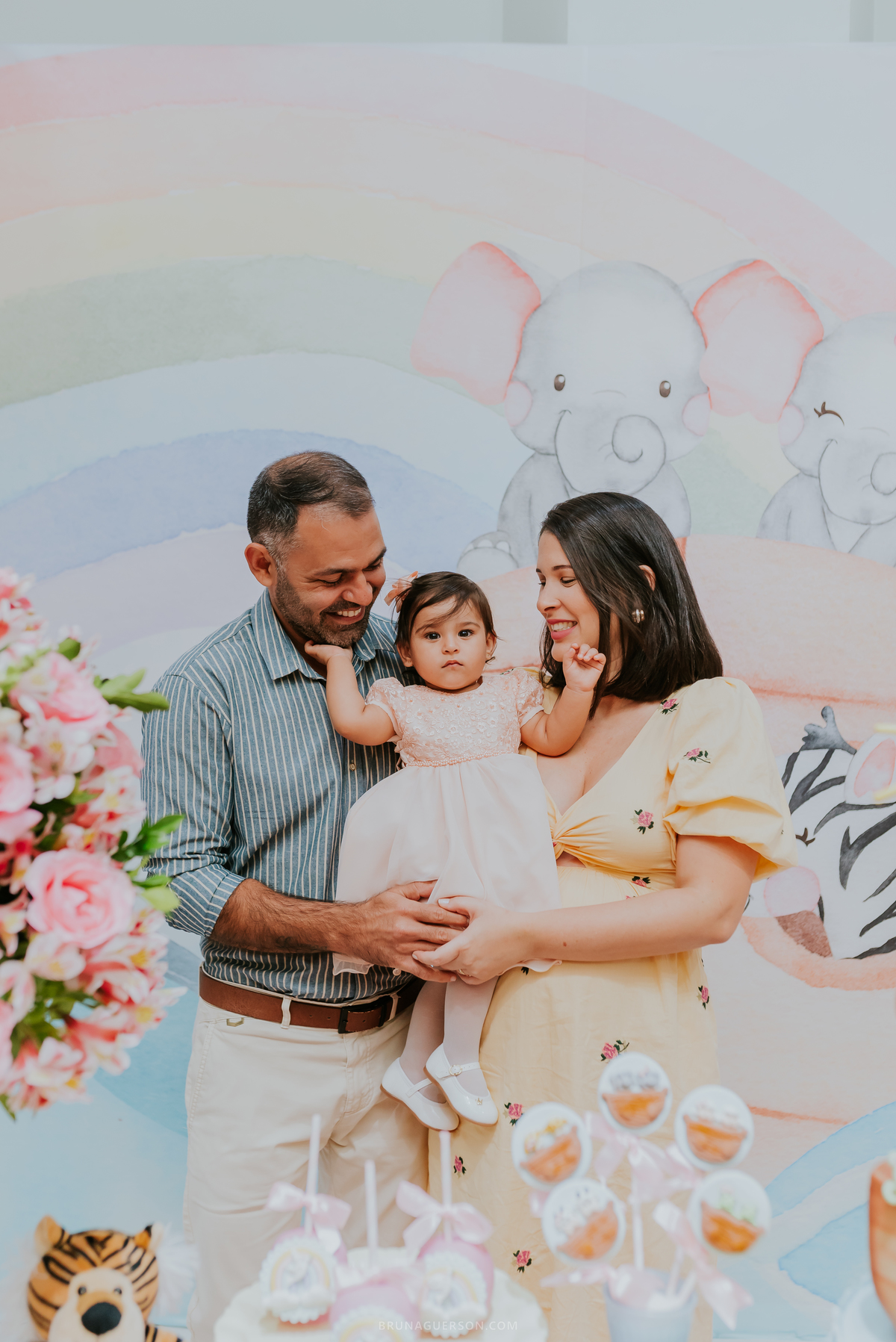 fotografia festa infantil Rio de Janeiro jardim Guanabara espaço diversão casa de festas fotografa de familia 1 ano Angelina ilha do governador 