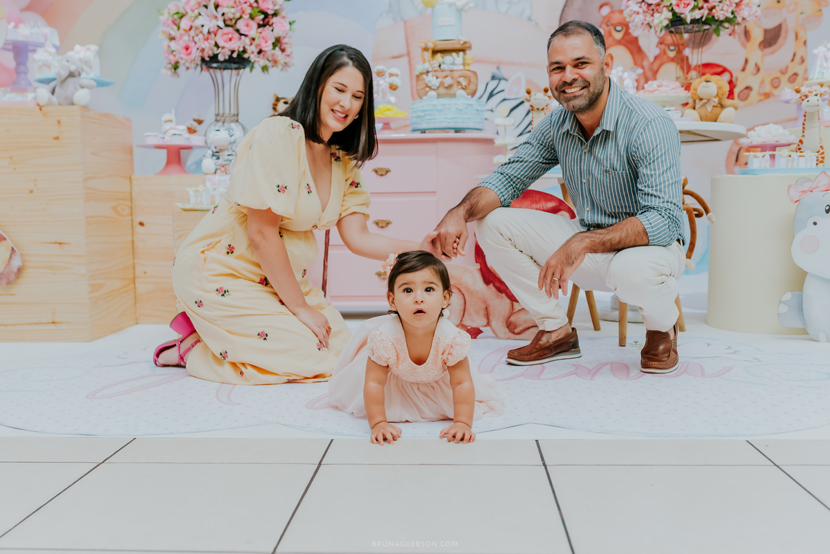 fotografia festa infantil Rio de Janeiro jardim Guanabara espaço diversão casa de festas fotografa de familia 1 ano Angelina ilha do governador 