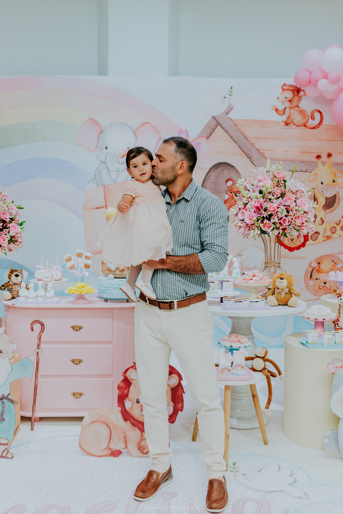 fotografia festa infantil Rio de Janeiro jardim Guanabara espaço diversão casa de festas fotografa de familia 1 ano Angelina ilha do governador 