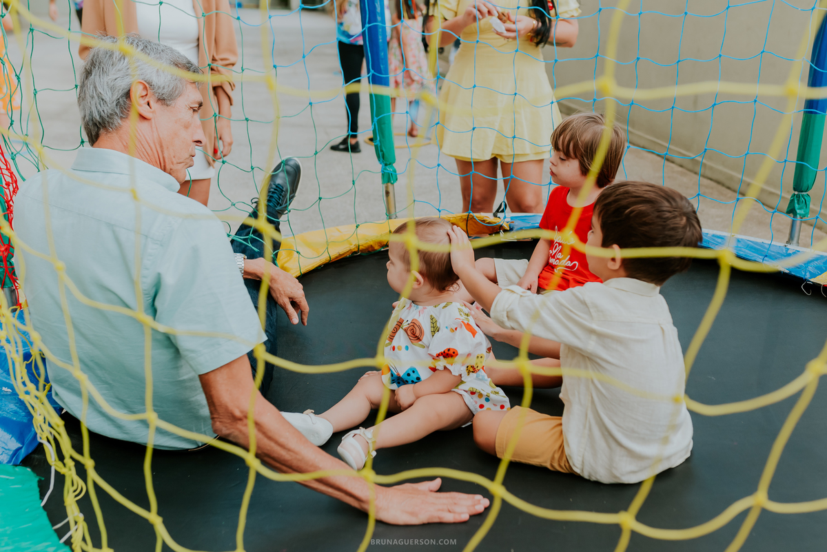 fotografia festa infantil Rio de Janeiro fotografa familia 1 ano Laura Tijuca tema cerejinha 