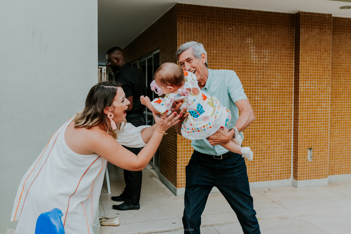 fotografia festa infantil Rio de Janeiro fotografa familia 1 ano Laura Tijuca tema cerejinha 