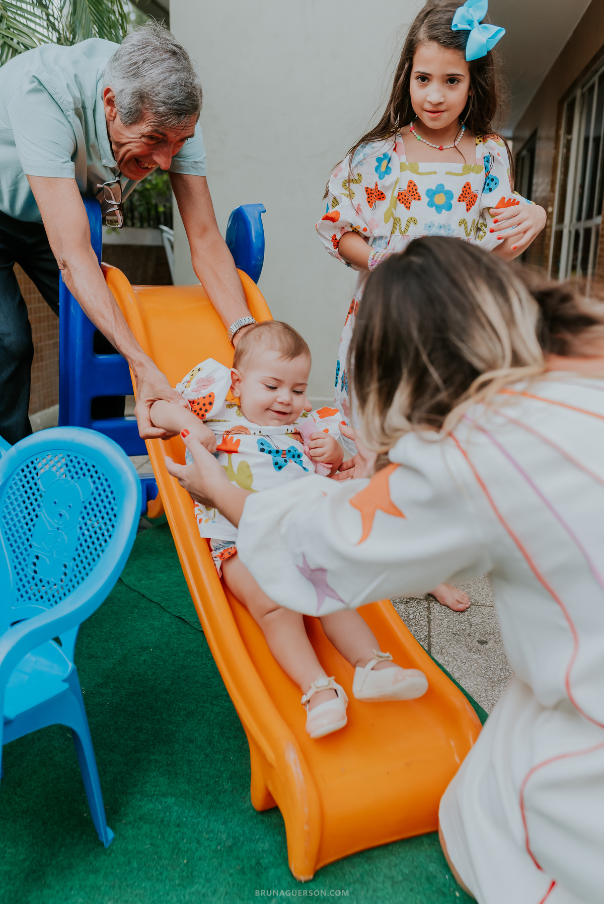fotografia festa infantil Rio de Janeiro fotografa familia 1 ano Laura Tijuca tema cerejinha 