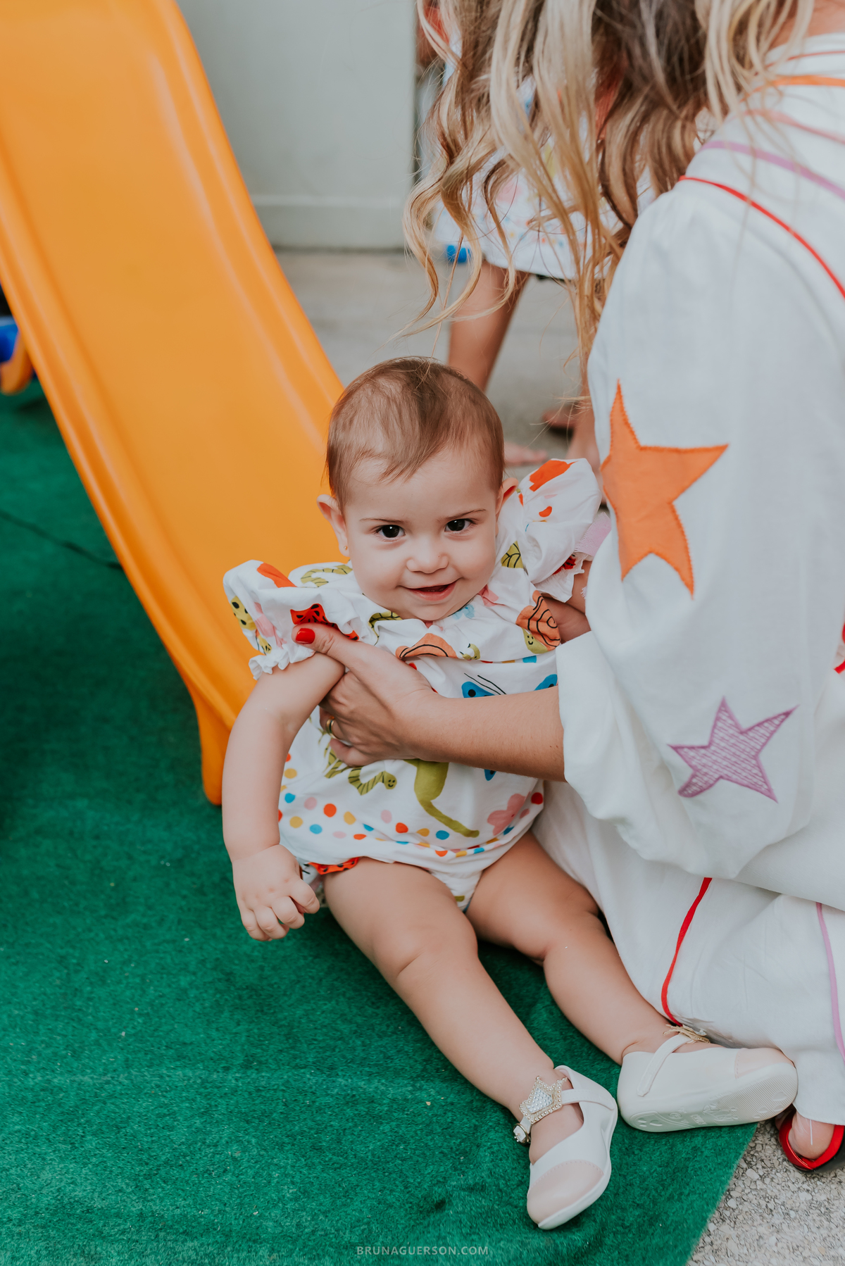 fotografia festa infantil Rio de Janeiro fotografa familia 1 ano Laura Tijuca tema cerejinha 