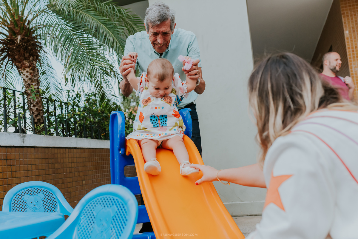 fotografia festa infantil Rio de Janeiro fotografa familia 1 ano Laura Tijuca tema cerejinha 