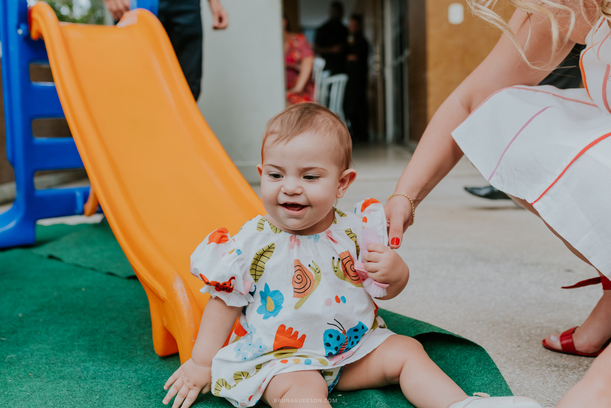 fotografia festa infantil Rio de Janeiro fotografa familia 1 ano Laura Tijuca tema cerejinha 