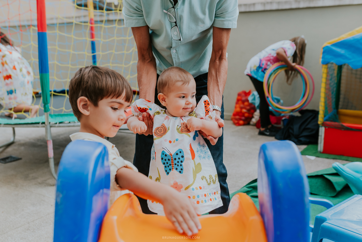 fotografia festa infantil Rio de Janeiro fotografa familia 1 ano Laura Tijuca tema cerejinha 