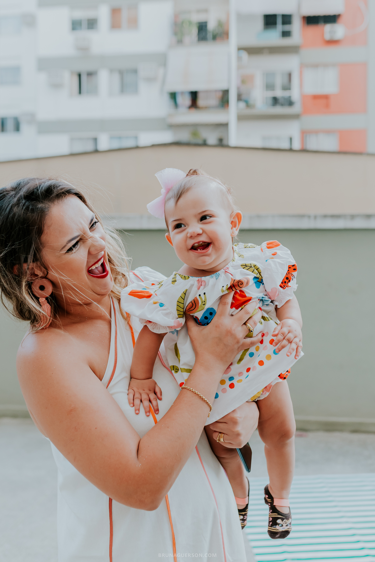 fotografia festa infantil Rio de Janeiro fotografa familia 1 ano Laura Tijuca tema cerejinha 