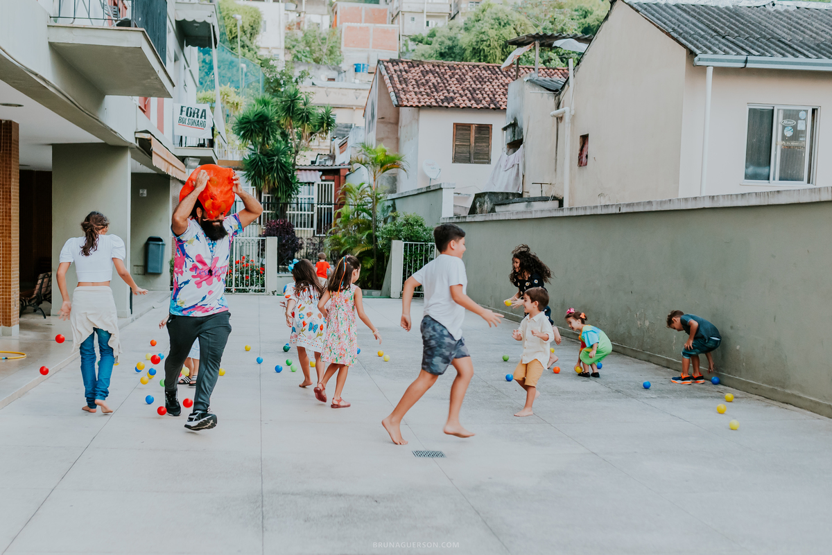 fotografia festa infantil Rio de Janeiro fotografa familia 1 ano Laura Tijuca tema cerejinha 