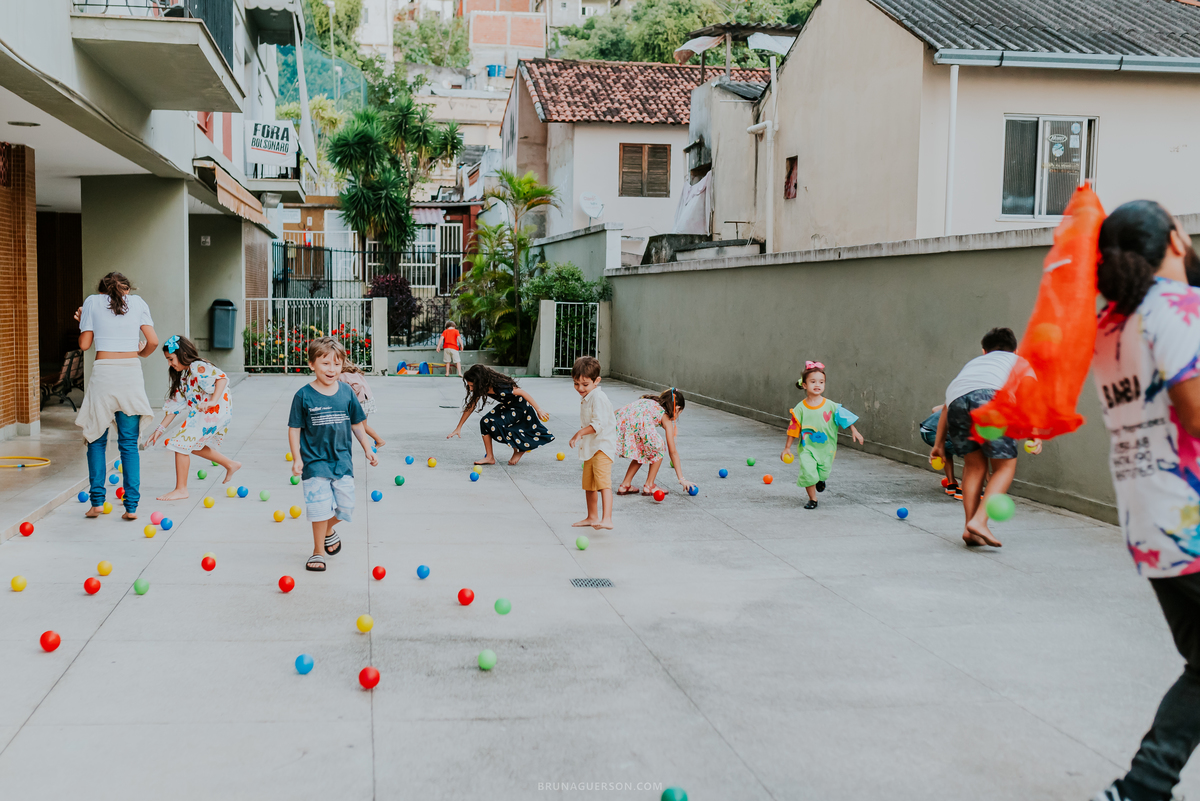 fotografia festa infantil Rio de Janeiro fotografa familia 1 ano Laura Tijuca tema cerejinha 