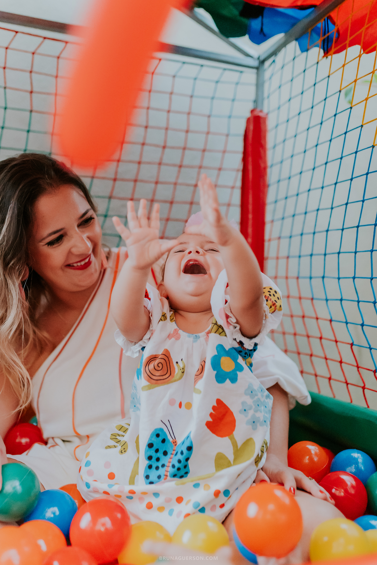 fotografia festa infantil Rio de Janeiro fotografa familia 1 ano Laura Tijuca tema cerejinha 