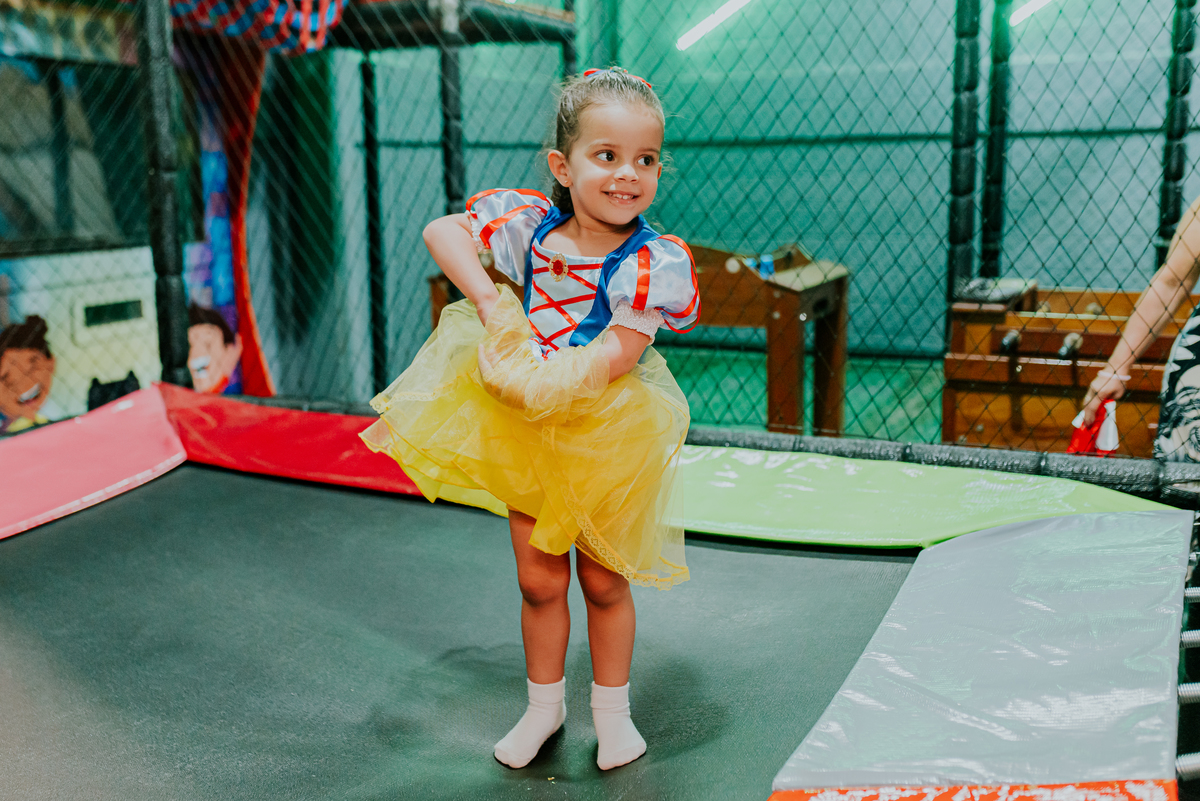 fotografia festa infantil Rio de Janeiro Tijuca Giulia 3 anos branca de neve fotografa bruna guerson