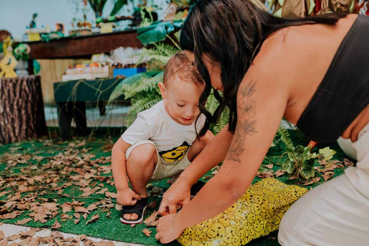 fotografia festa infantil 3 anos Joaquim ilha do governador dinossauro fotografa familia bruna Guerson ufrj 