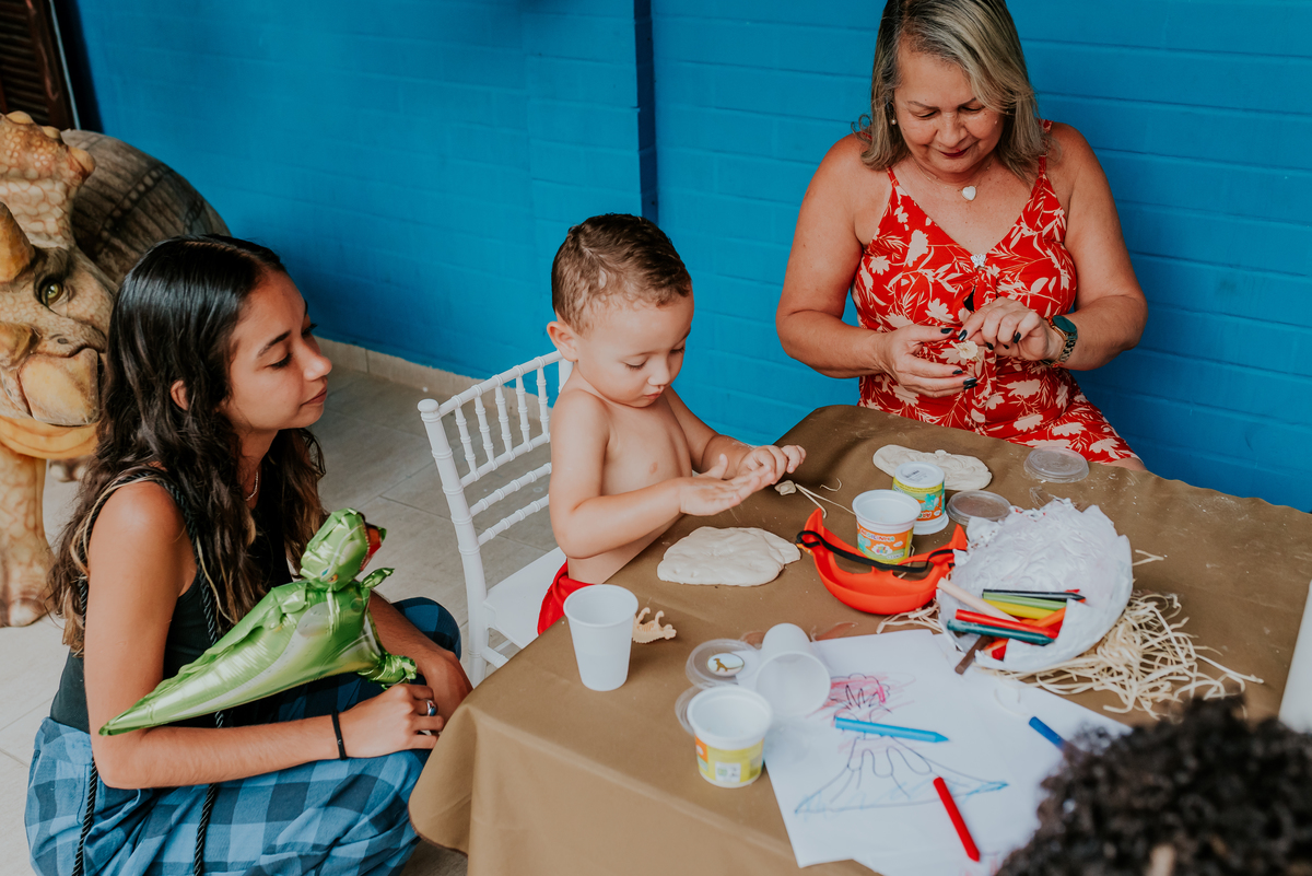 fotografia festa infantil 3 anos Joaquim ilha do governador dinossauro fotografa familia bruna Guerson ufrj 