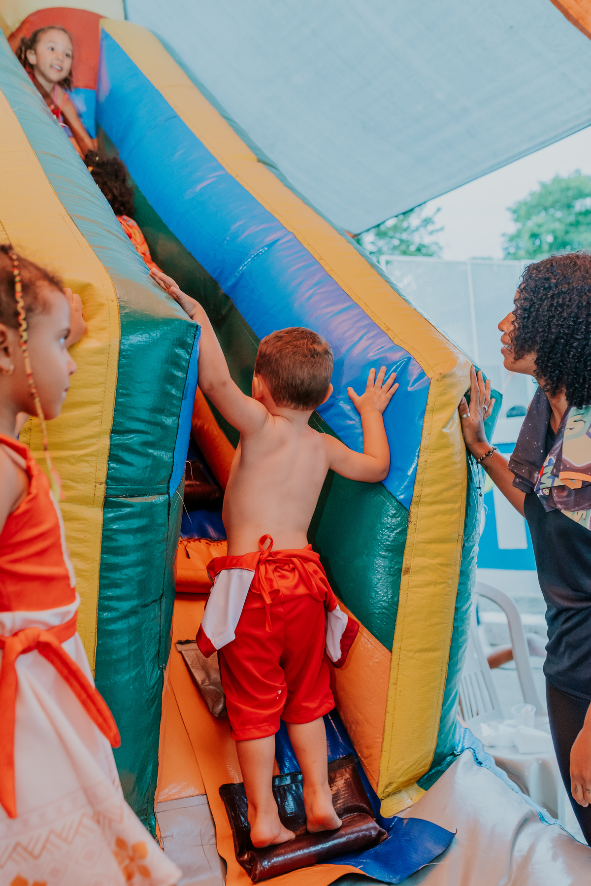 fotografia festa infantil 3 anos Joaquim ilha do governador dinossauro fotografa familia bruna Guerson ufrj 