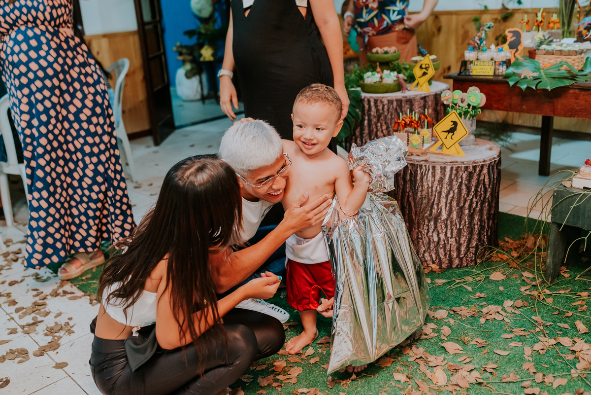 fotografia festa infantil 3 anos Joaquim ilha do governador dinossauro fotografa familia bruna Guerson ufrj fotografia festa infantil 3 anos Joaquim ilha do governador dinossauro fotografa familia bruna Guerson ufrj 