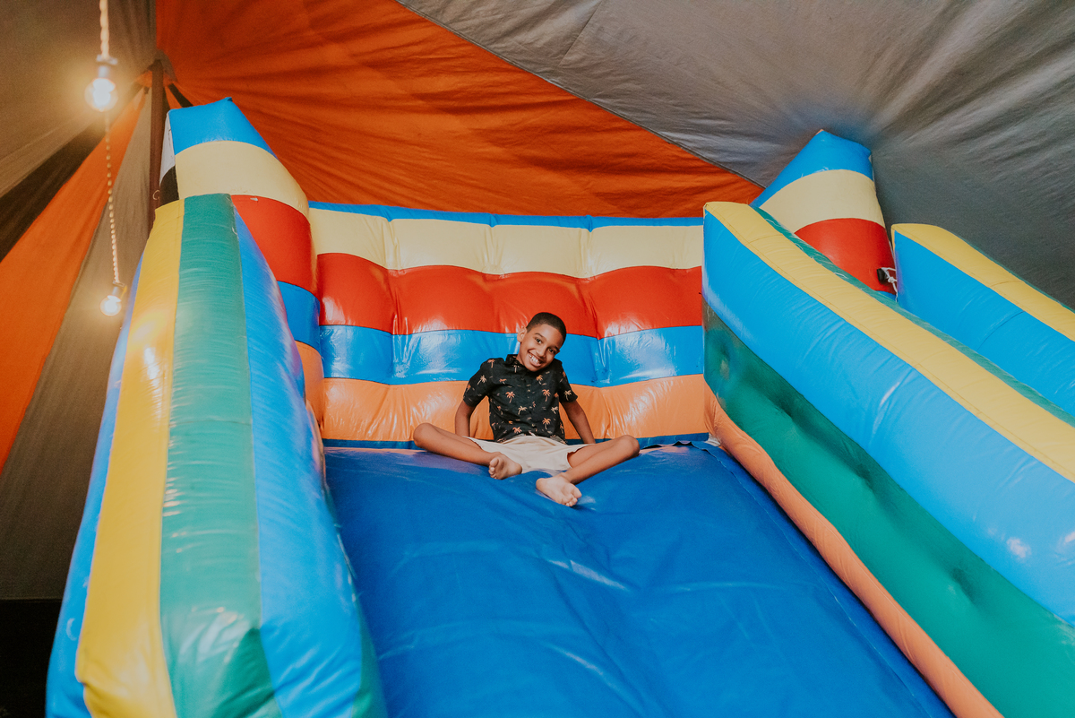 fotografia festa infantil 3 anos Joaquim ilha do governador dinossauro fotografa familia bruna Guerson ufrj 