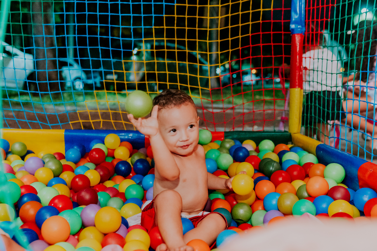 fotografia festa infantil 3 anos Joaquim ilha do governador dinossauro fotografa familia bruna Guerson ufrj 