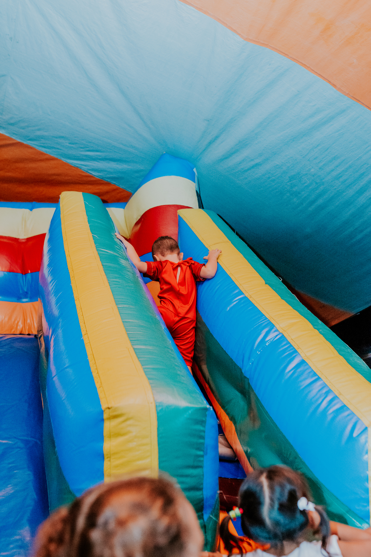 fotografia festa infantil 3 anos Joaquim ilha do governador dinossauro fotografa familia bruna Guerson ufrj 