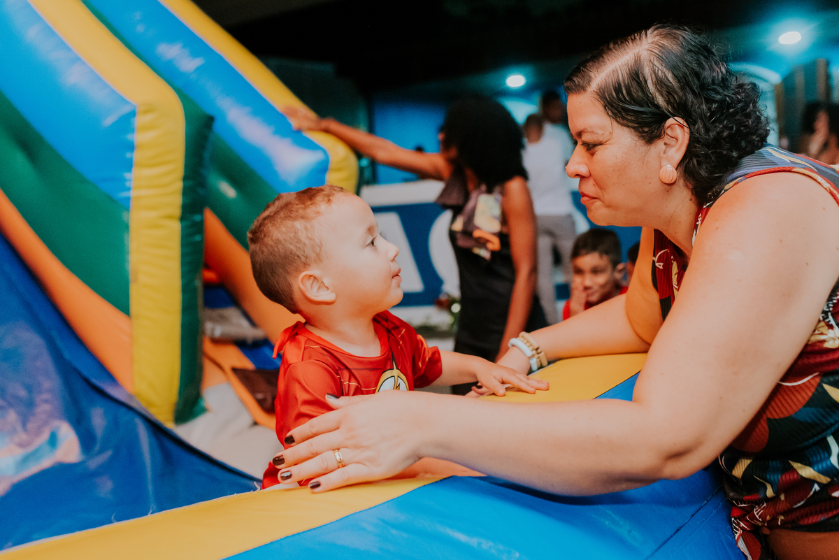 fotografia festa infantil 3 anos Joaquim ilha do governador dinossauro fotografa familia bruna Guerson ufrj 