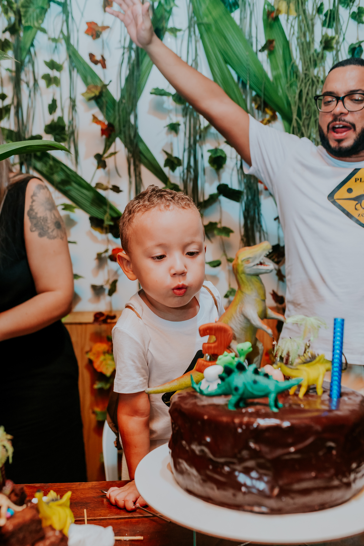 fotografia festa infantil 3 anos Joaquim ilha do governador dinossauro fotografa familia bruna Guerson ufrj 