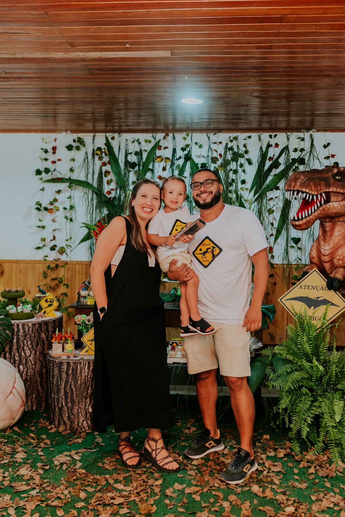 fotografia festa infantil 3 anos Joaquim ilha do governador dinossauro fotografa familia bruna Guerson ufrj 