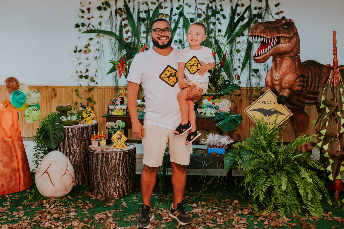 fotografia festa infantil 3 anos Joaquim ilha do governador dinossauro fotografa familia bruna Guerson ufrj 