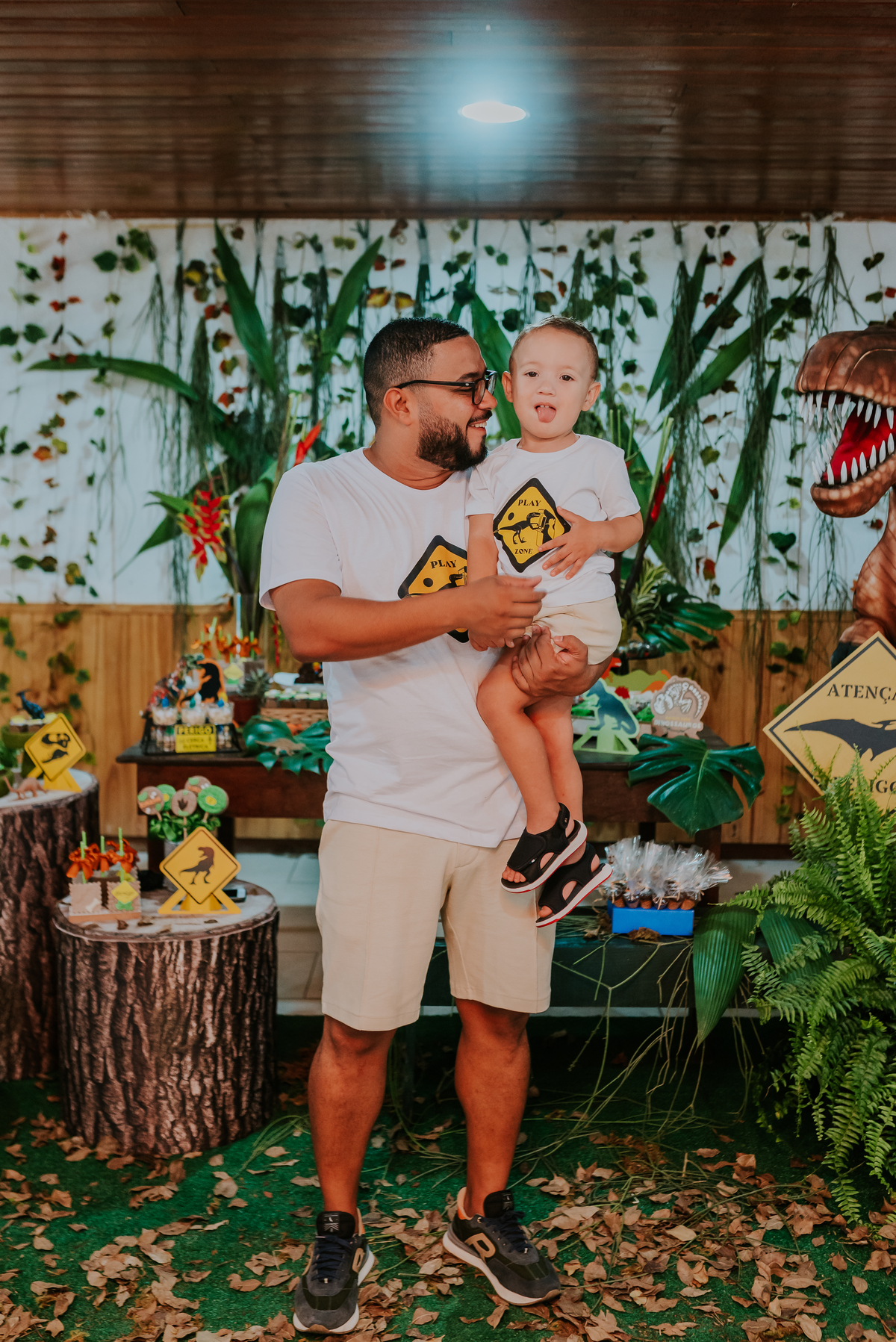 fotografia festa infantil 3 anos Joaquim ilha do governador dinossauro fotografa familia bruna Guerson ufrj 