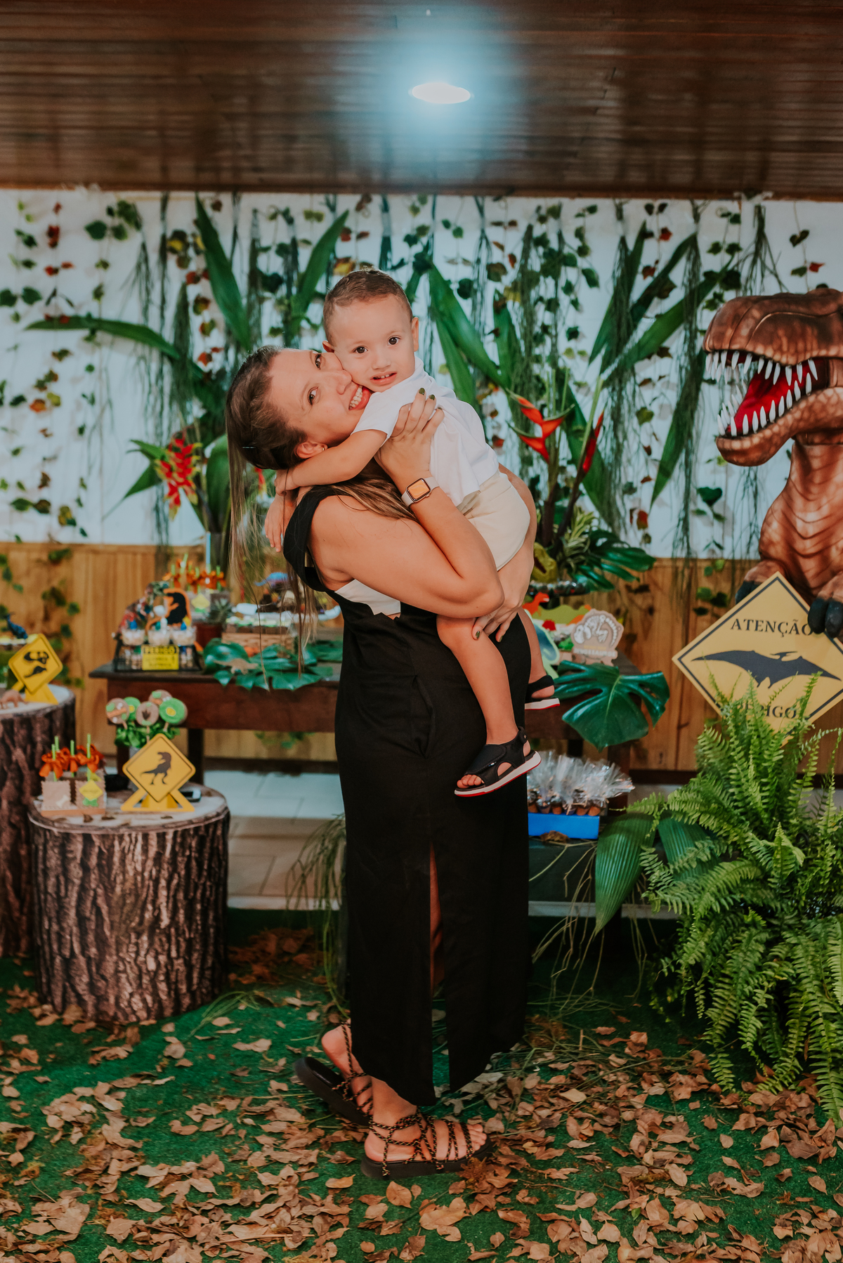 fotografia festa infantil 3 anos Joaquim ilha do governador dinossauro fotografa familia bruna Guerson ufrj 