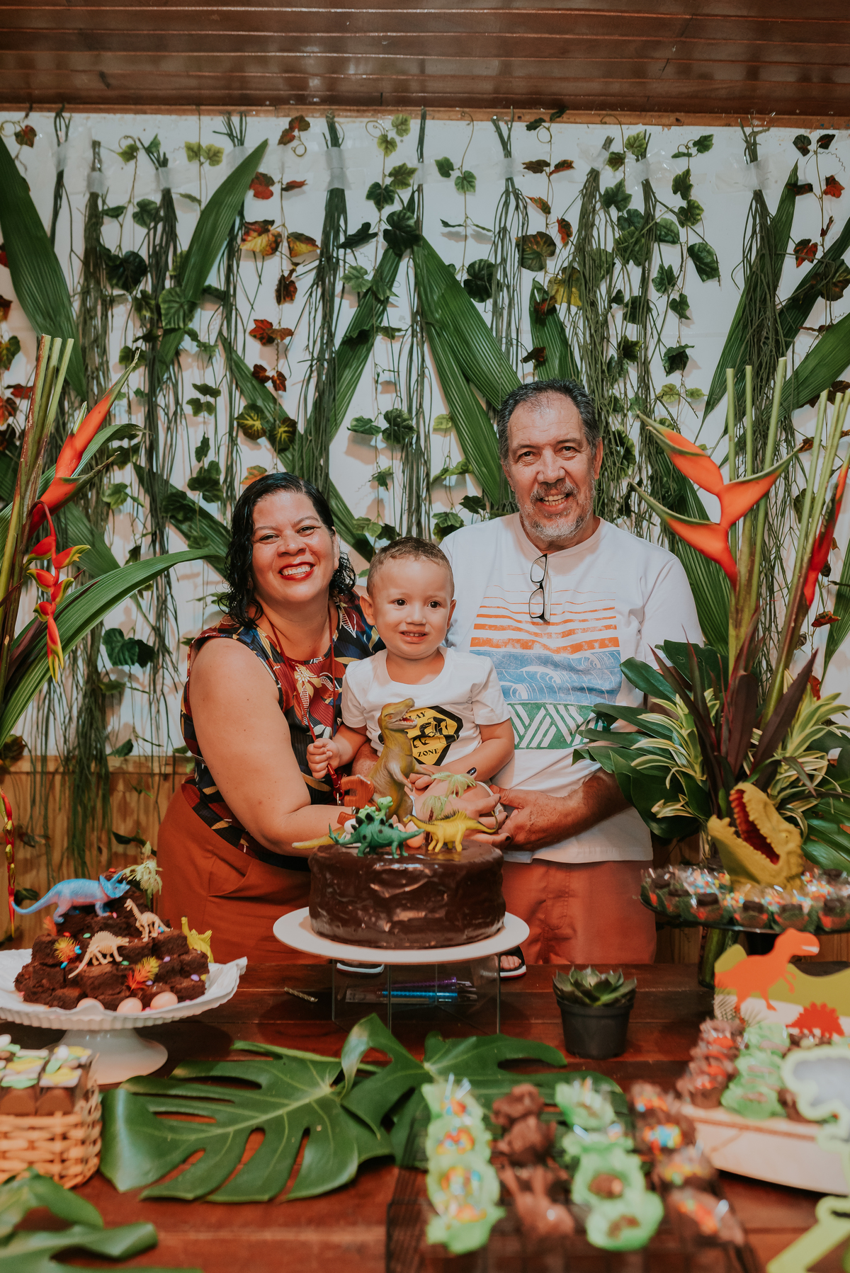 fotografia festa infantil 3 anos Joaquim ilha do governador dinossauro fotografa familia bruna Guerson ufrj 