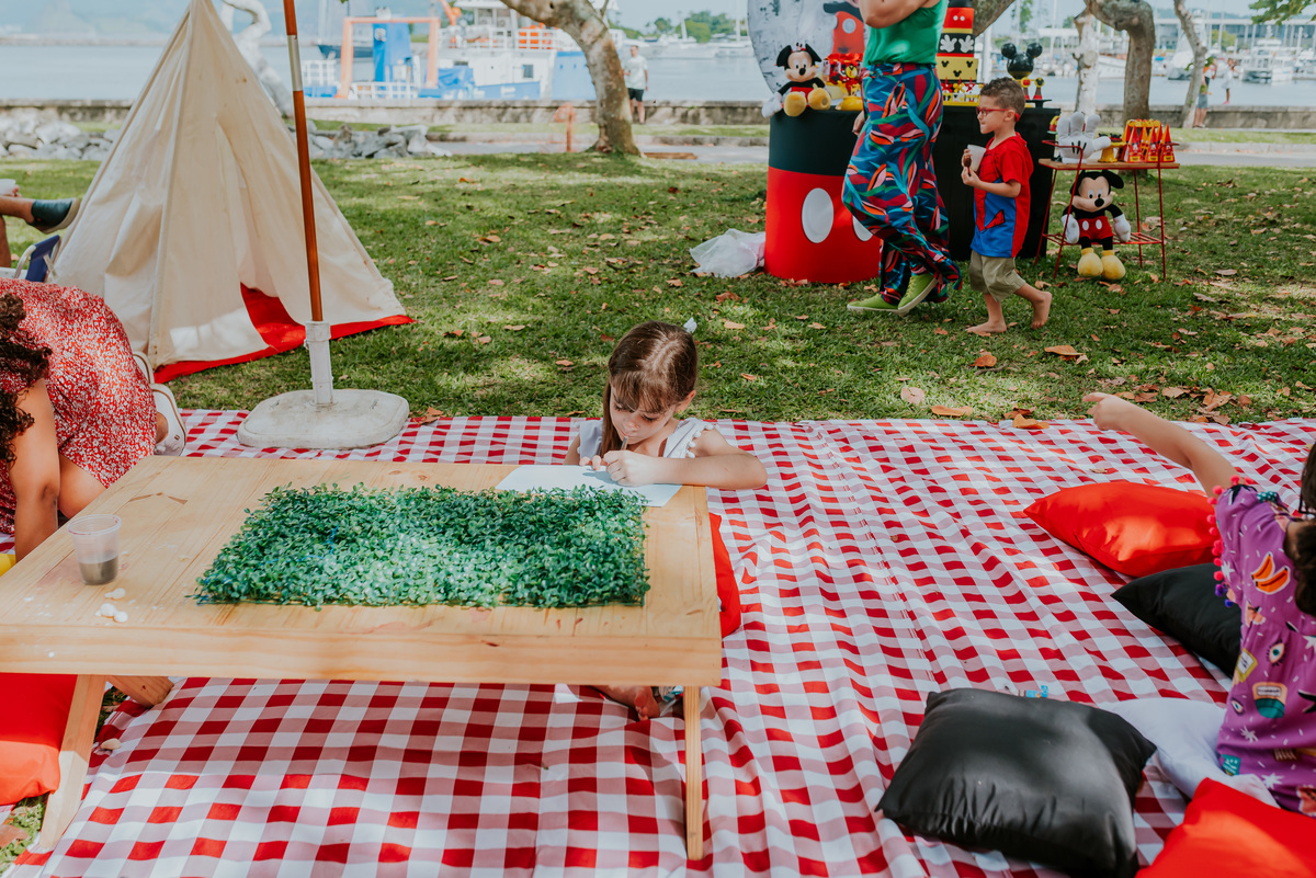 fotografia festa infantil piquenique pic nic aterro do flamengo Rio de Janeiro rj fotografa familia 2 anos benjamín Mickey