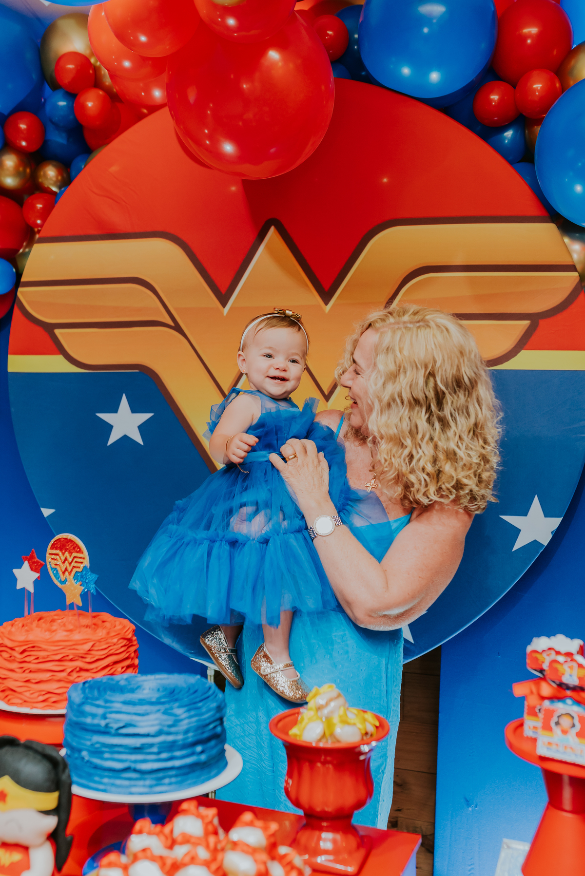 fotografia 1 ano helena festa infantil casa de festas mundo da lua tijuca rio de janeiro fotografa familia tema mulher maravilha 