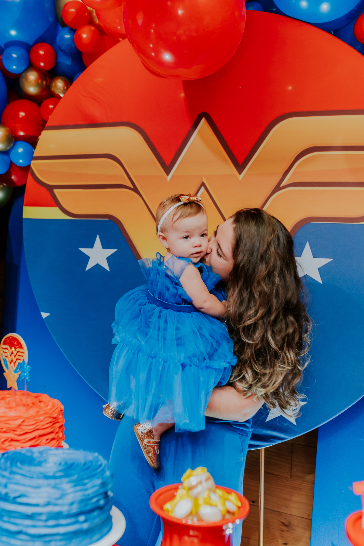 fotografia 1 ano helena festa infantil casa de festas mundo da lua tijuca rio de janeiro fotografa familia tema mulher maravilha 
