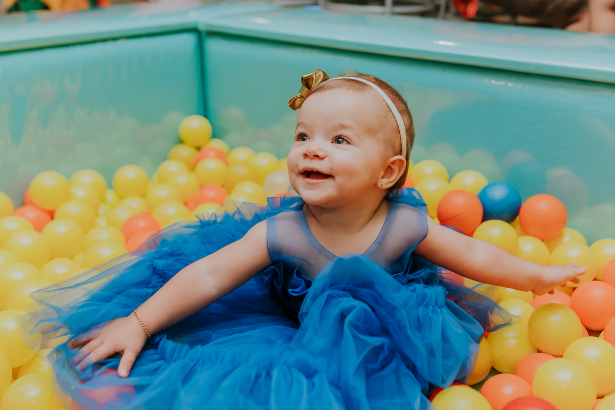 fotografia 1 ano helena festa infantil casa de festas mundo da lua tijuca rio de janeiro fotografa familia tema mulher maravilha 