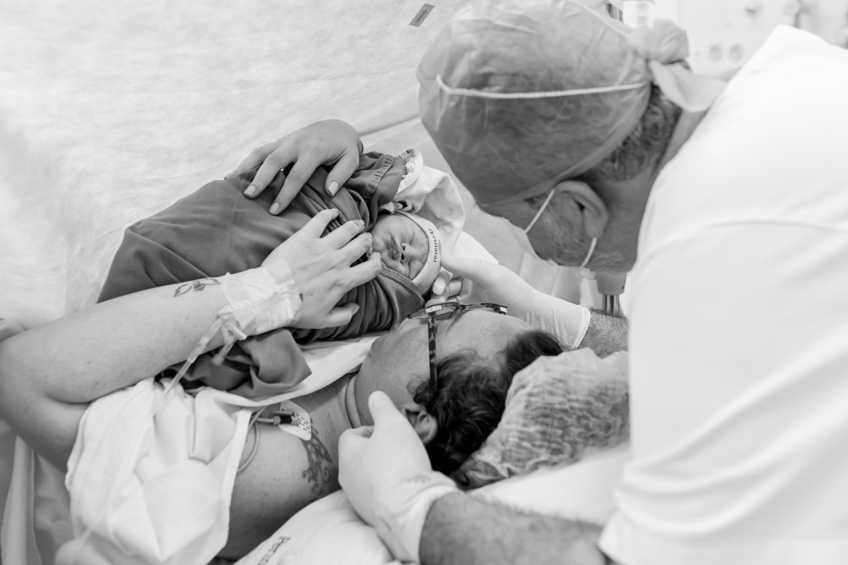 fotografia nascimento parto Clarice perinatal barra da Tijuca rio de Janeiro fotografa familia bruna guerson 